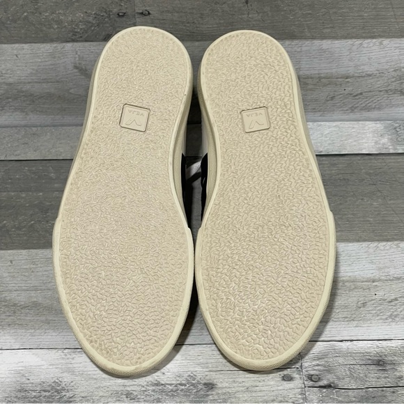 NEW.! VEJA MEN'S ESPLAR SNEAKER - EXTRA WHITE BLACK - SIZE - 7 .US/ 40 .EU $150 - Picture 9 of 10